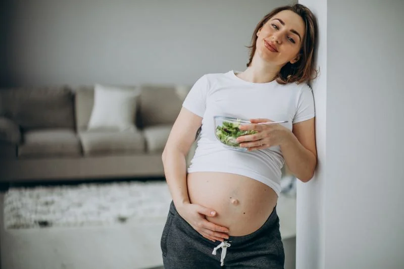 Phụ nữ mang thai ăn tổ yến được không? Nên ăn tổ yến như thế nào là tốt nhất? – Dinh Dưỡng Khánh Hoà